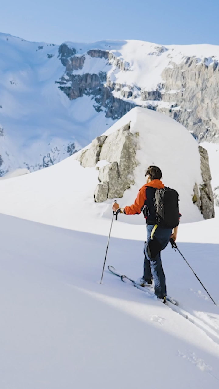 Load video: People participating in different outdoor activities